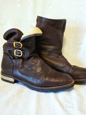 Women's Dark Brown Leather Shearling Buckle Boots